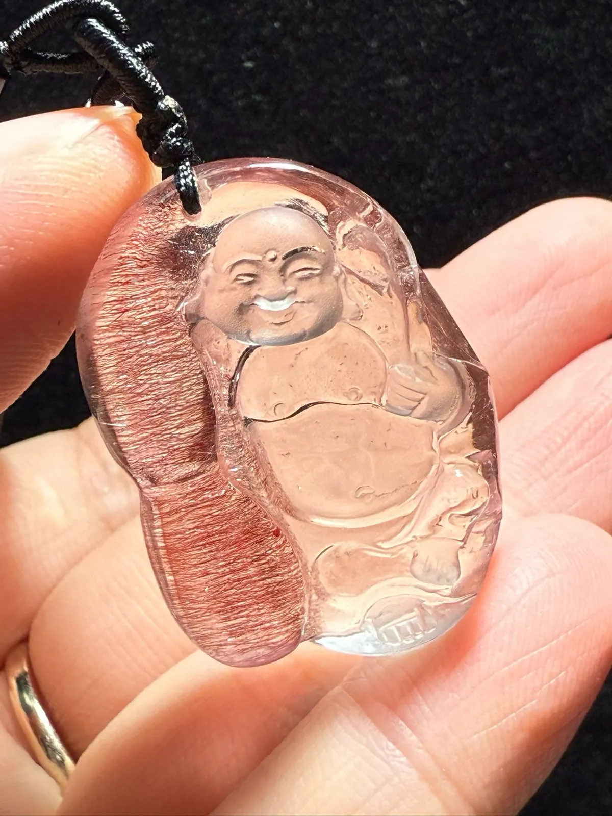 精品红超七弥勒佛[色]满满的红发，立体纯手工，稀有美货工艺精湛，一生平安幸福，收藏价值高，颜色靓