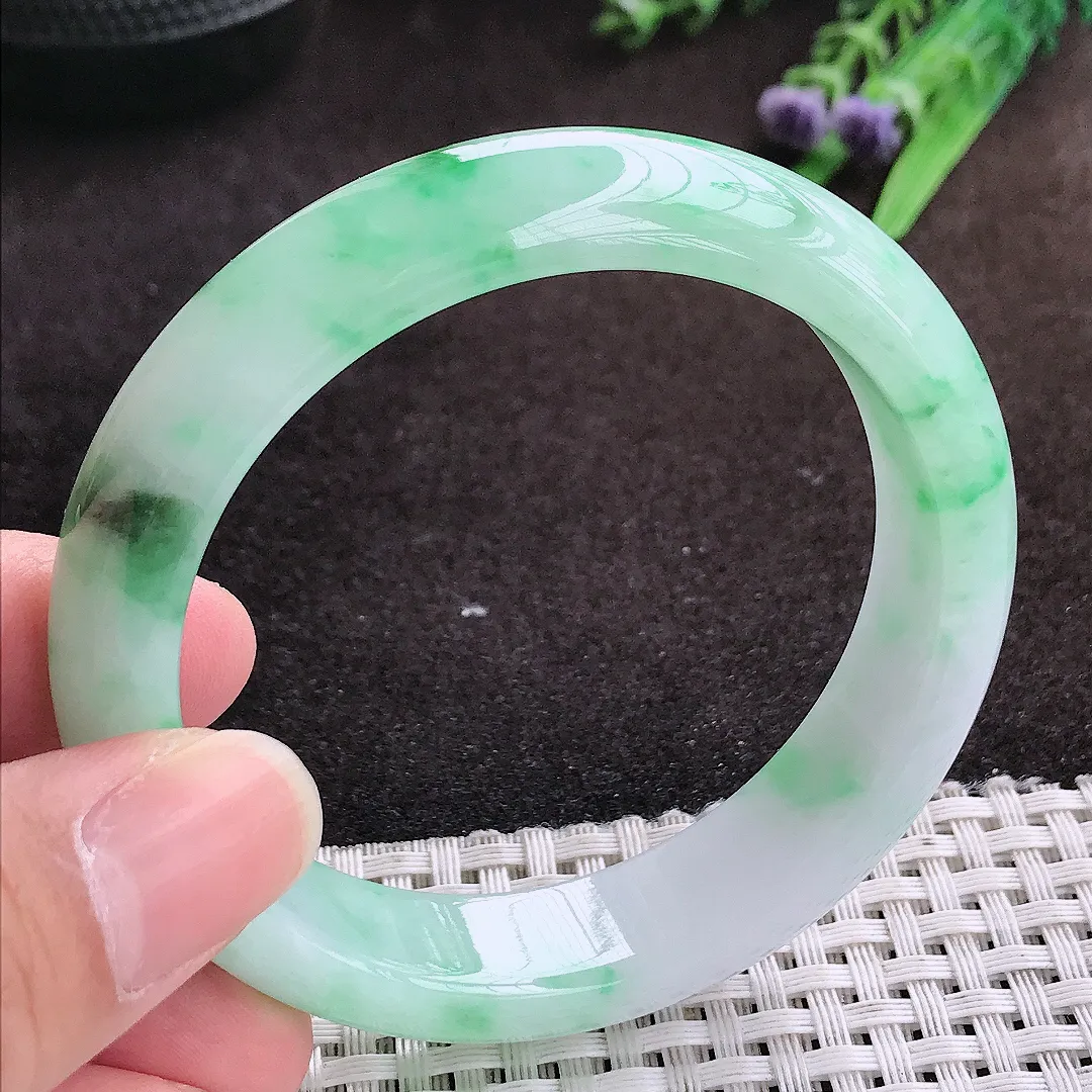 自然光56/13.3/8.2老坑精美冰润飘阳绿手镯宽边翡翠玉镯手环