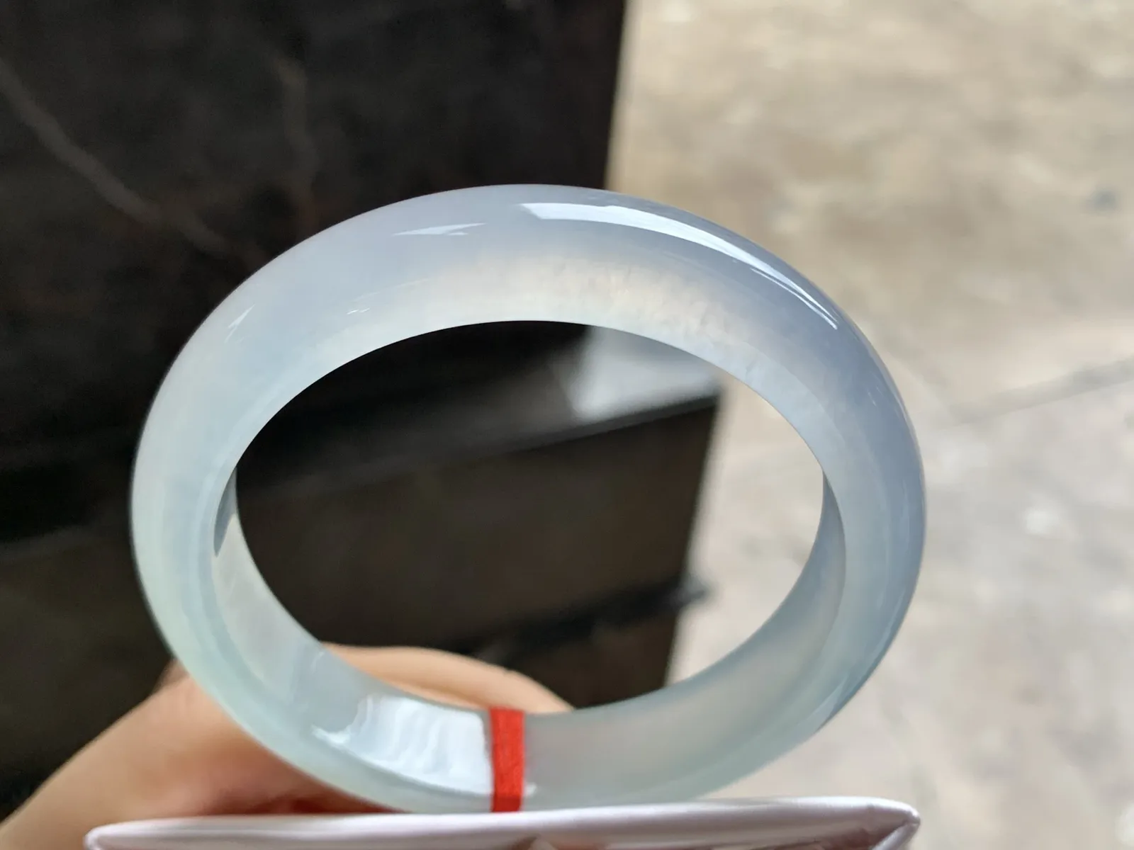 57-12.4-7.8

冰种手镯^_^荧光十足 透亮