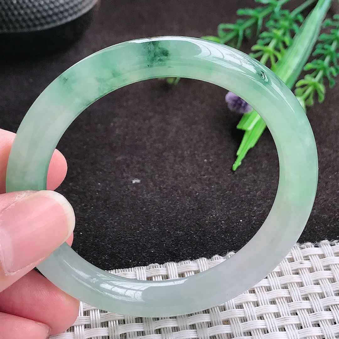 自然光52.5/8.8/8.5老坑冰胶果冻飘花圆条手镯翡翠玉镯手环