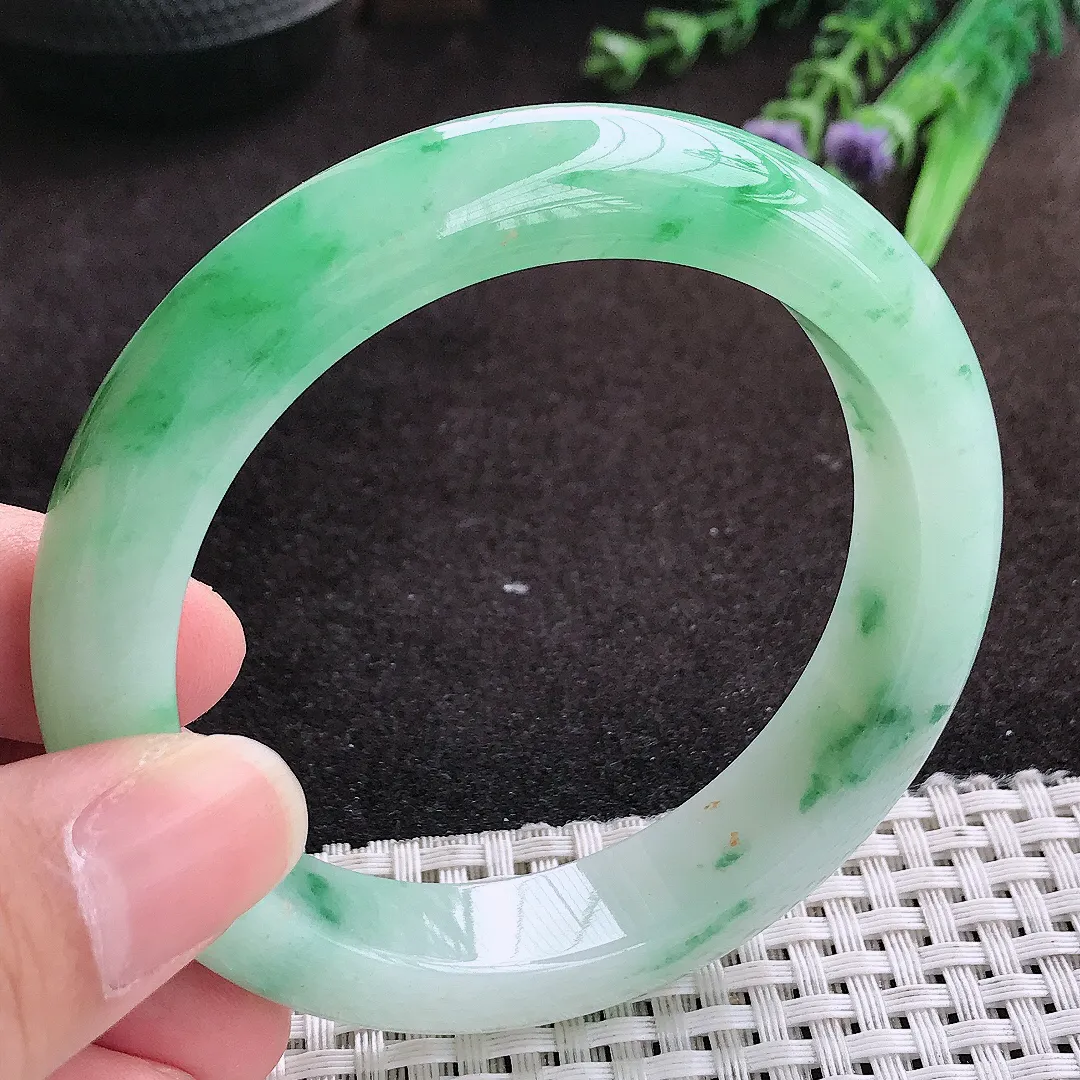 自然光58/12.8/9.2老坑精美冰润飘阳绿手镯宽边翡翠玉镯手环