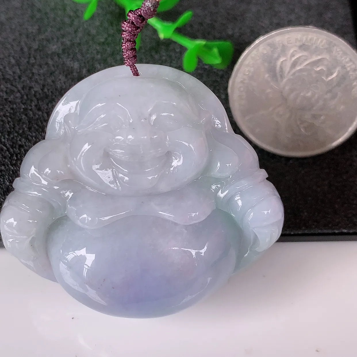 自然光实拍，大件厚装紫罗兰翡翠佛公吊坠，笑口常开，佛公在心中，一生平安幸福，佛公翠色迷人，佩戴佳品！#41.24