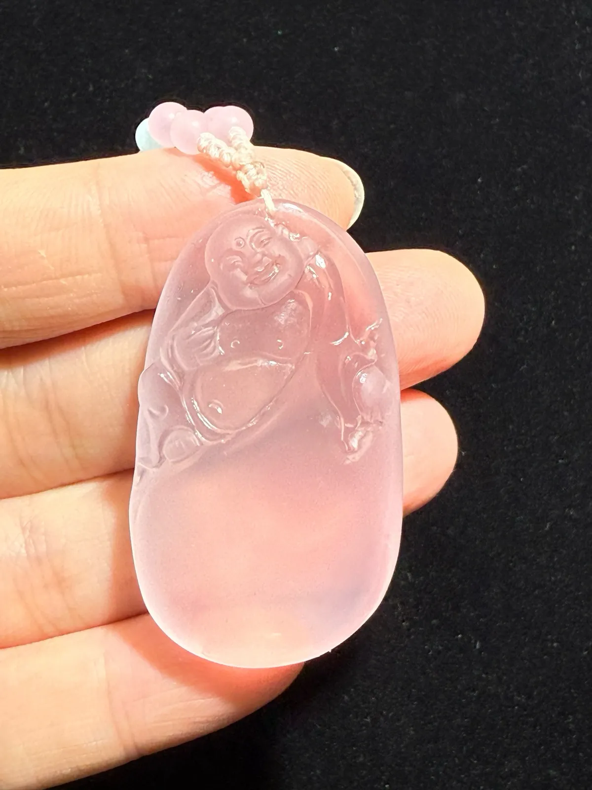 【弥勒佛】莫桑比克星光粉水晶吊坠，坠子尺寸：46.4*26.9*13.7mm。饱满圆润 颜色超粉润