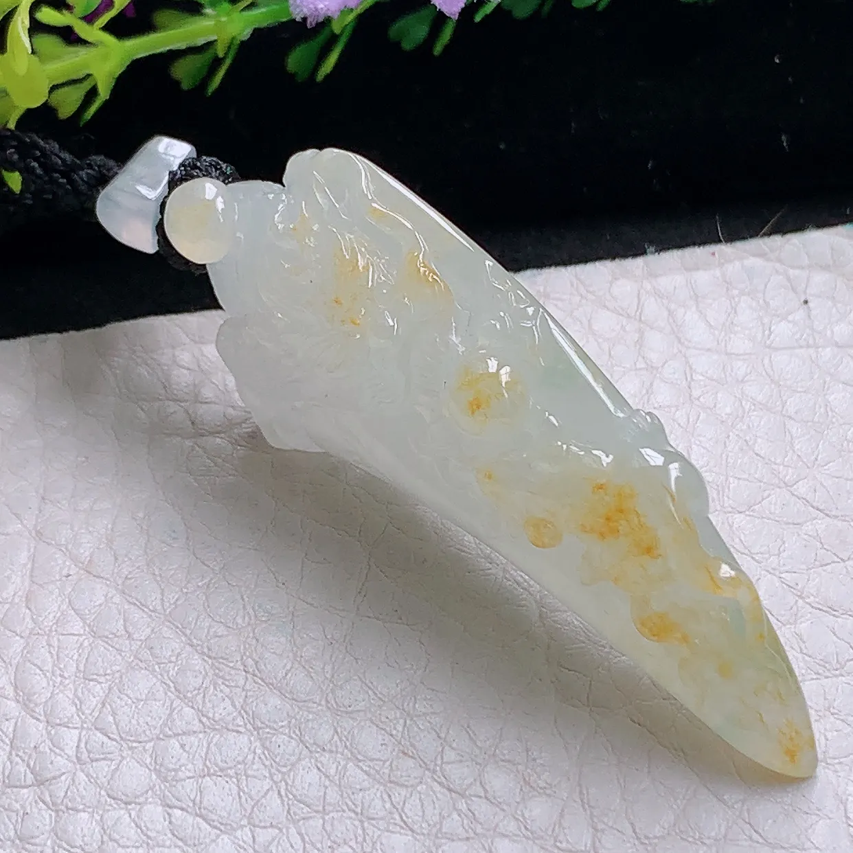 yl自然光58*25.5*10天然缅甸翡翠冰黄龙牙 龙行天下玉吊坠 玉挂件