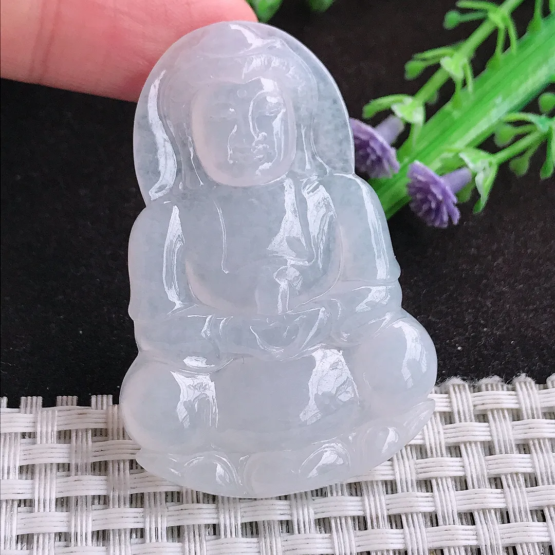 自然光53.9/36.7/5.7老坑冰润水灵月光白观音菩萨挂件翡翠玉坠吊坠百搭