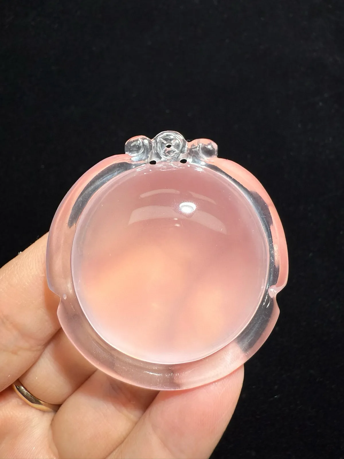 【圆牌】莫桑比克星光粉水晶吊坠，坠子尺寸：47.8*45.6*22.6mm，50.83g，饱满圆润 颜色超粉润～六芒星光 粉晶增情感 招好人缘旺生意缘！送绳。