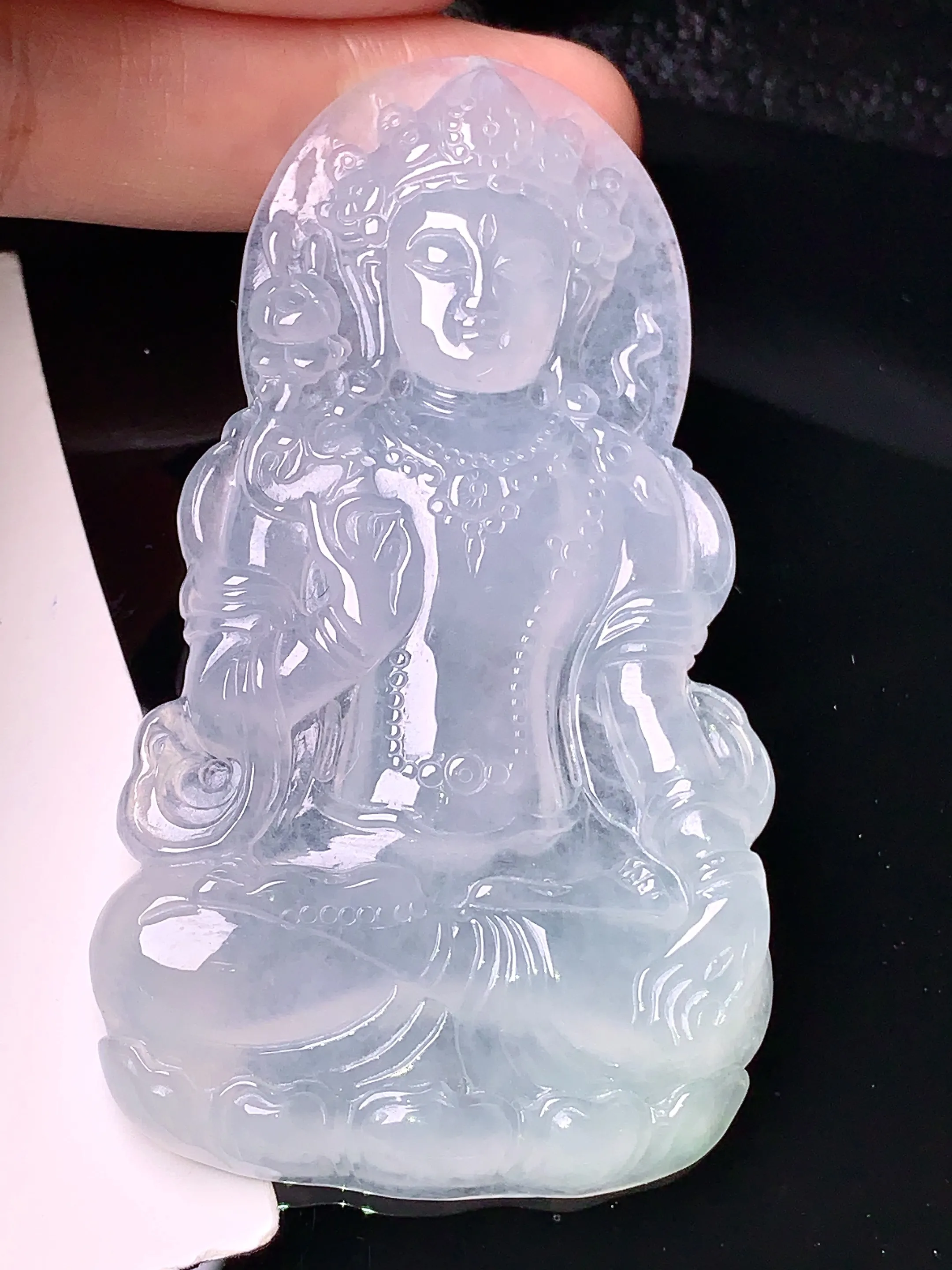冰种度母观音菩萨吊坠 玉质细腻 色泽清新艳丽 整体尺寸69*39.2*5.8