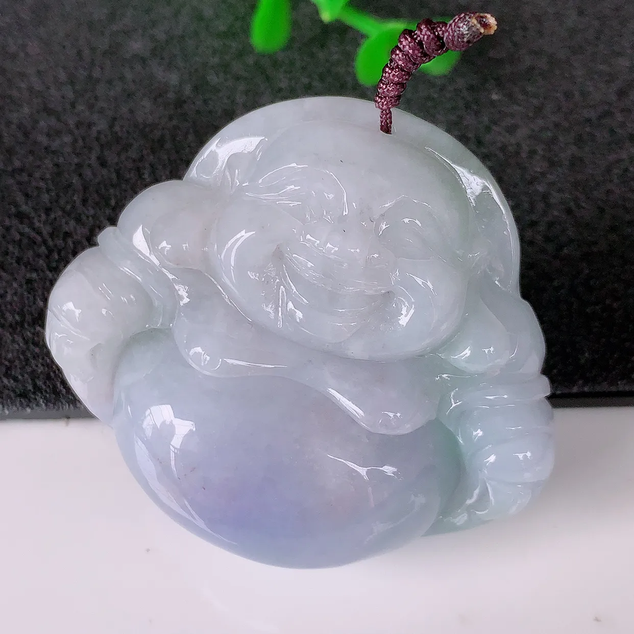 自然光实拍，大件厚装紫罗兰翡翠佛公吊坠，笑口常开，佛公在心中，一生平安幸福，佛公翠色迷人，佩戴佳品！#41.24