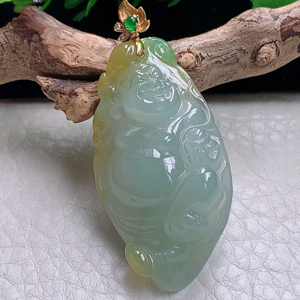 yl自然光45*23.5*10天然缅甸翡翠冰三彩弥勒佛 站佛玉吊坠 玉挂件