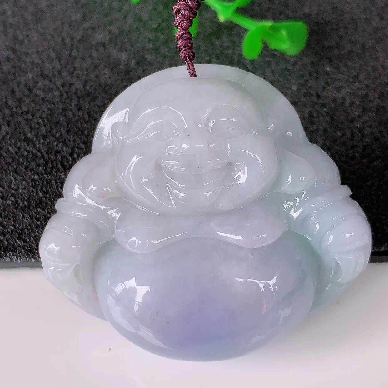 自然光实拍，大件厚装紫罗兰翡翠佛公吊坠，笑口常开，佛公在心中，一生平安幸福，佛公翠色迷人，佩戴佳品！#41.24