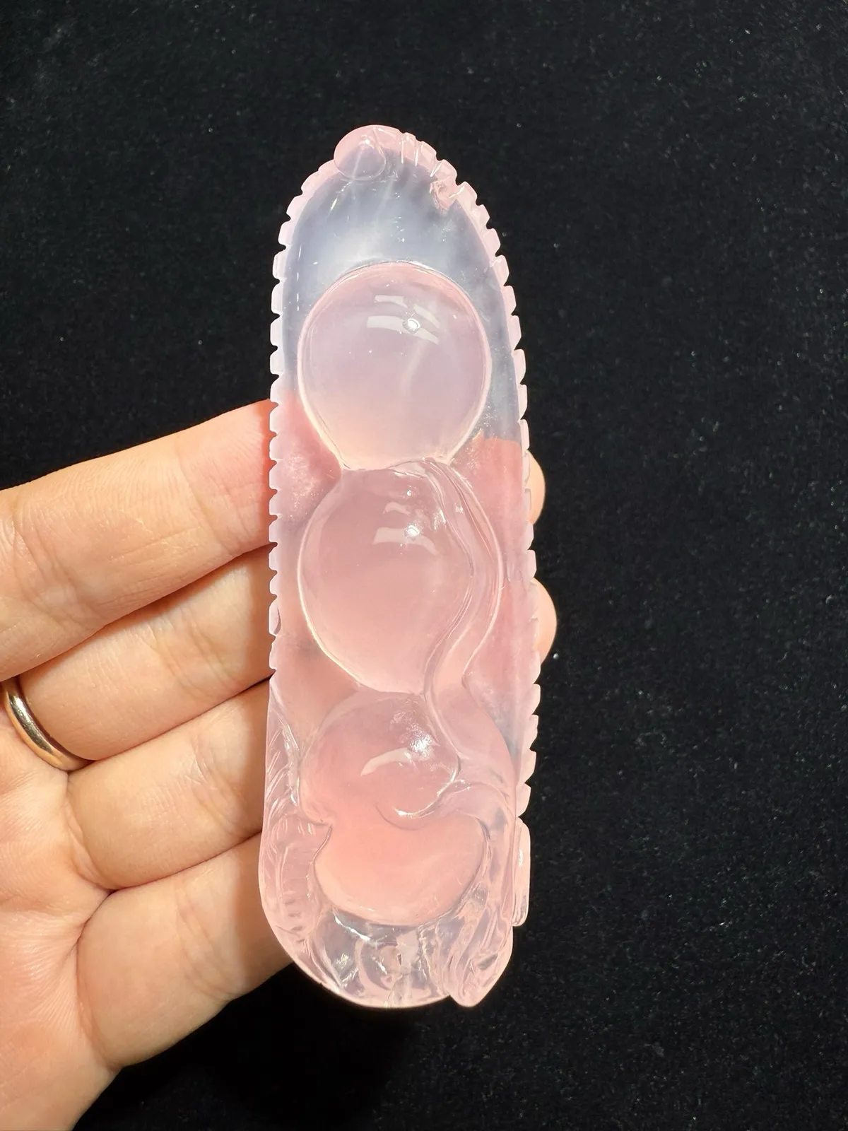 【四季豆】莫桑比克星光粉水晶吊坠，坠子尺寸：87.8*28*20mm，61.678g，饱满圆润 颜色超粉润～全美晶体！六芒星光 粉晶增情感 招好人缘旺生意缘！