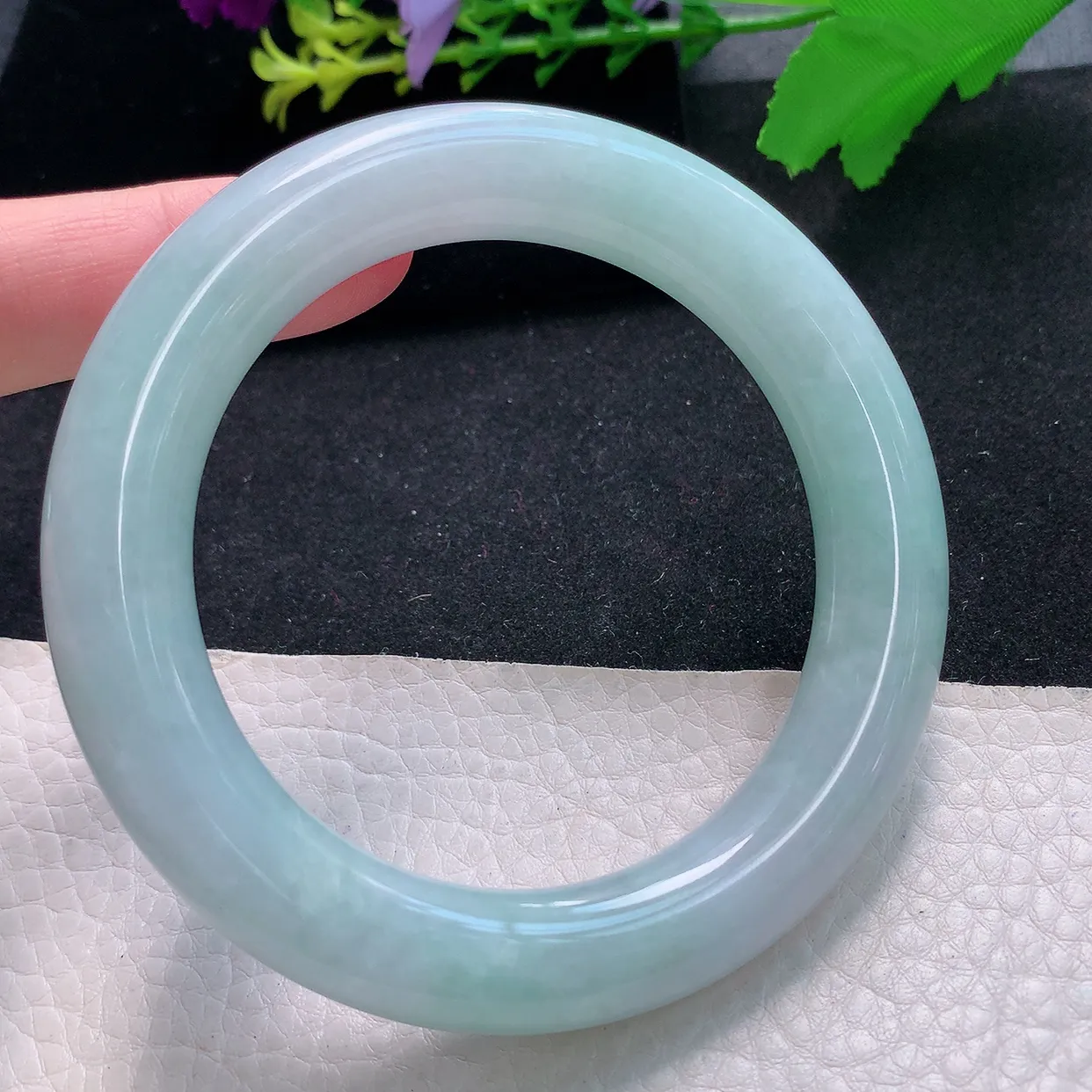 jx大圈口60.6*12.5*12.3胖圆镯 天然缅甸翡翠清新圆条珠宝玉手镯