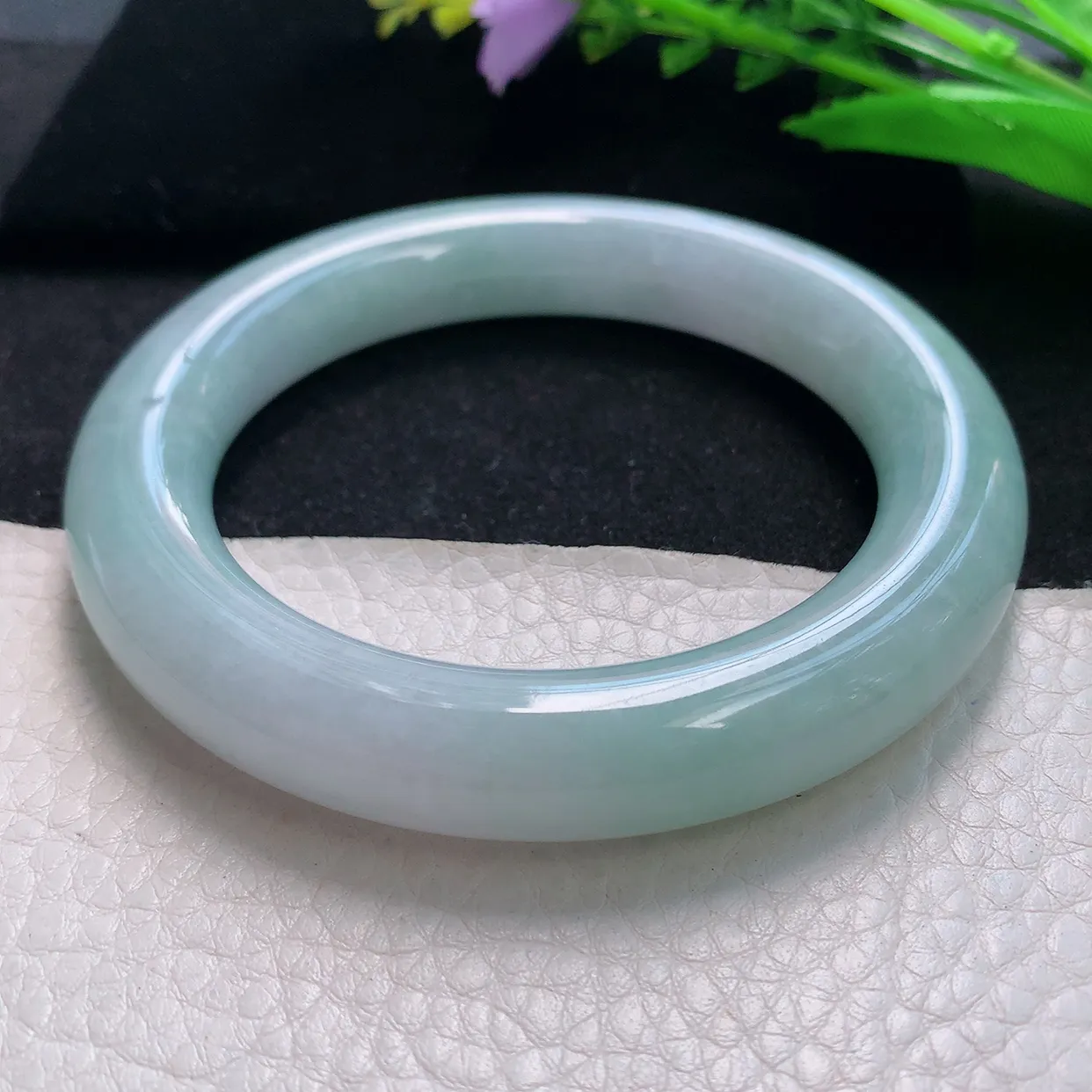 jx大圈口60.6*12.5*12.3胖圆镯 天然缅甸翡翠清新圆条珠宝玉手镯