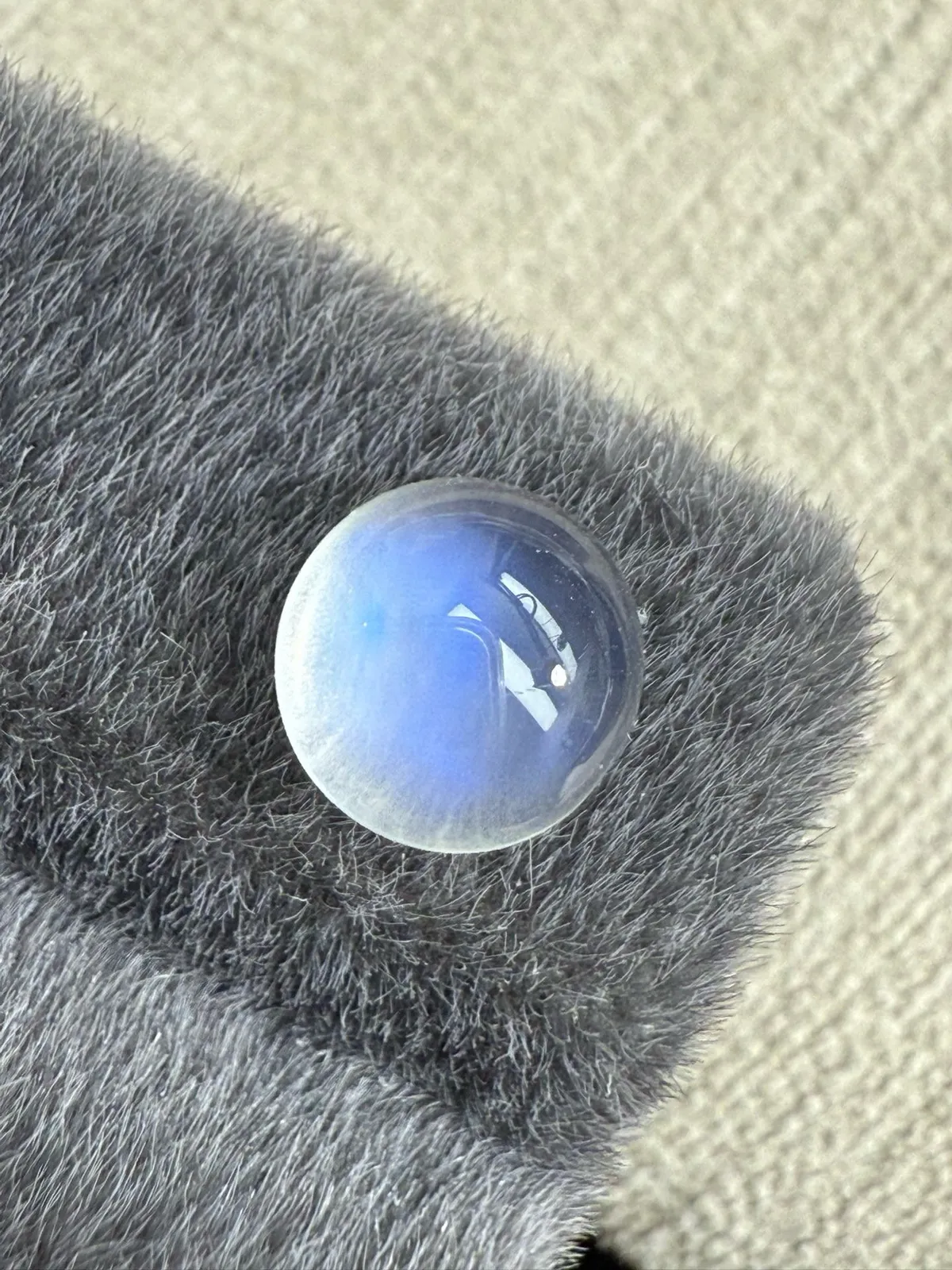 2.46ct 月光石正圆形裸石 浓郁满彩玻璃体 晶体全净 超美 很难得的品质 360度满火 8*8*