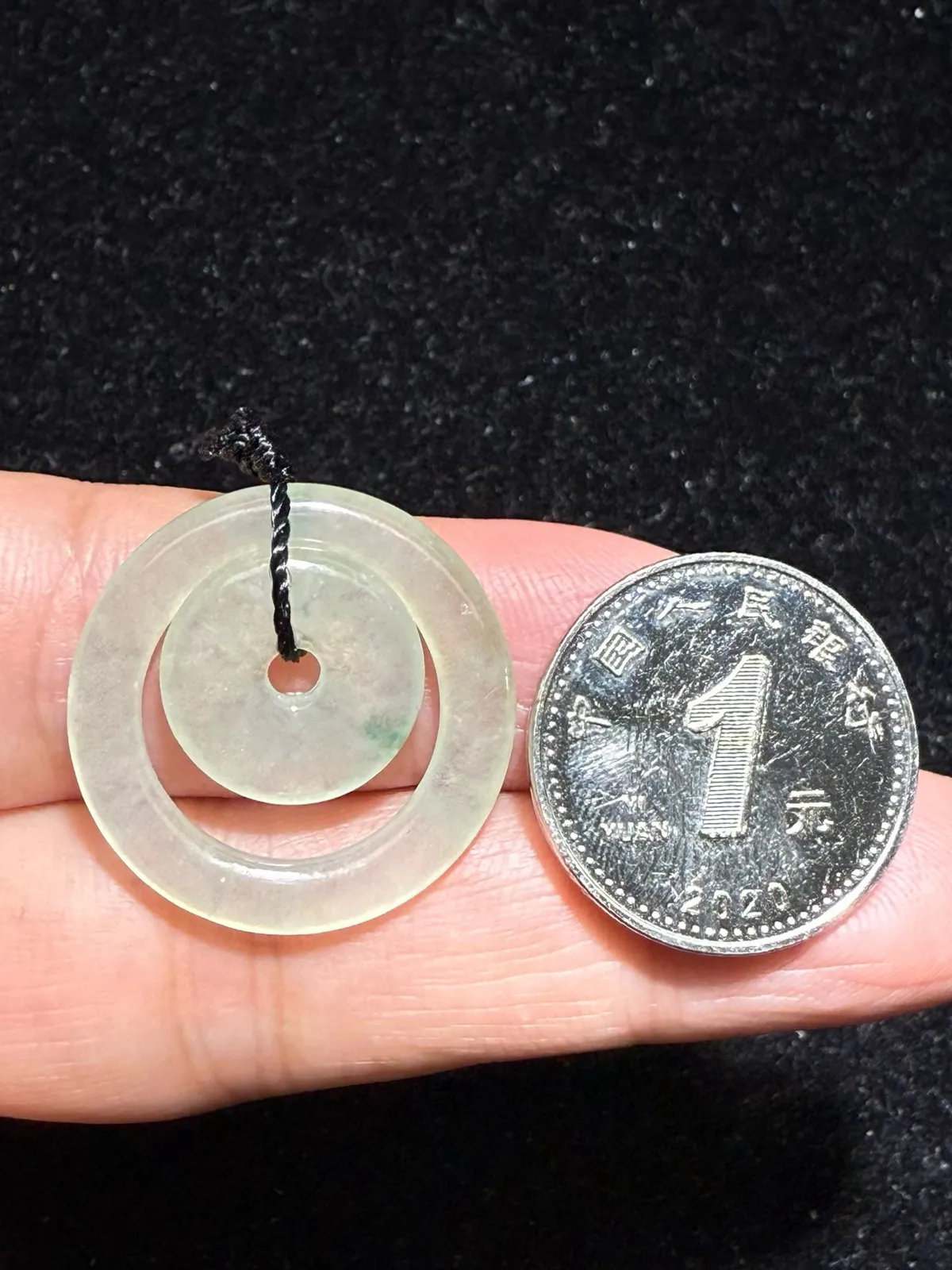 翡翠a货冰种飘花母子平安扣吊坠，尺寸24.4-3.4，重量:3.63g
