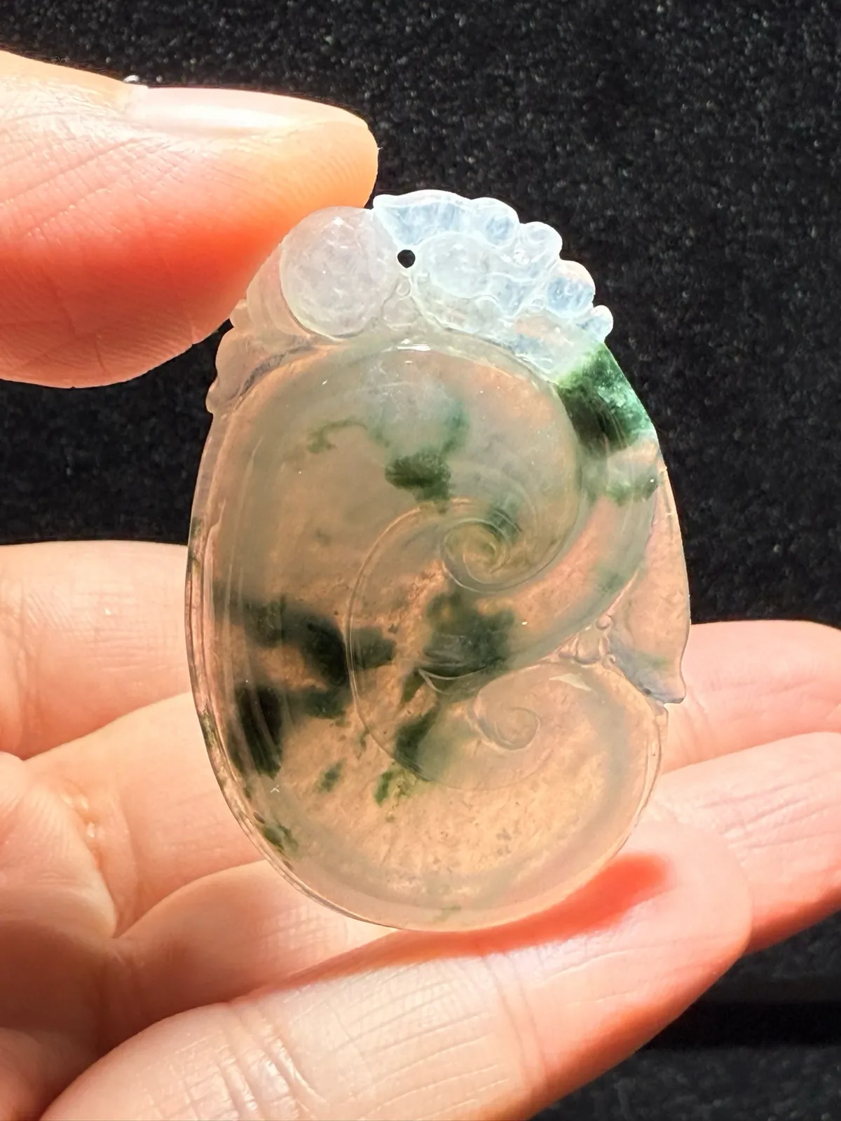 天然A货翡翠-冰糯种飘花全胶感招财如意玉坠，尺寸48.3-30.9-5.4，重量14.36g