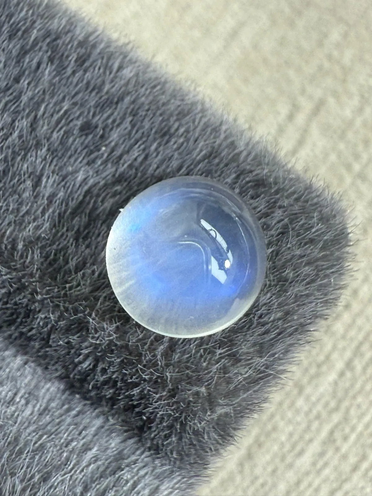 2.185ct 月光石正圆形裸石 浓郁满彩玻璃体 晶体全净 超美 很难得的品质 360度满火 7.7