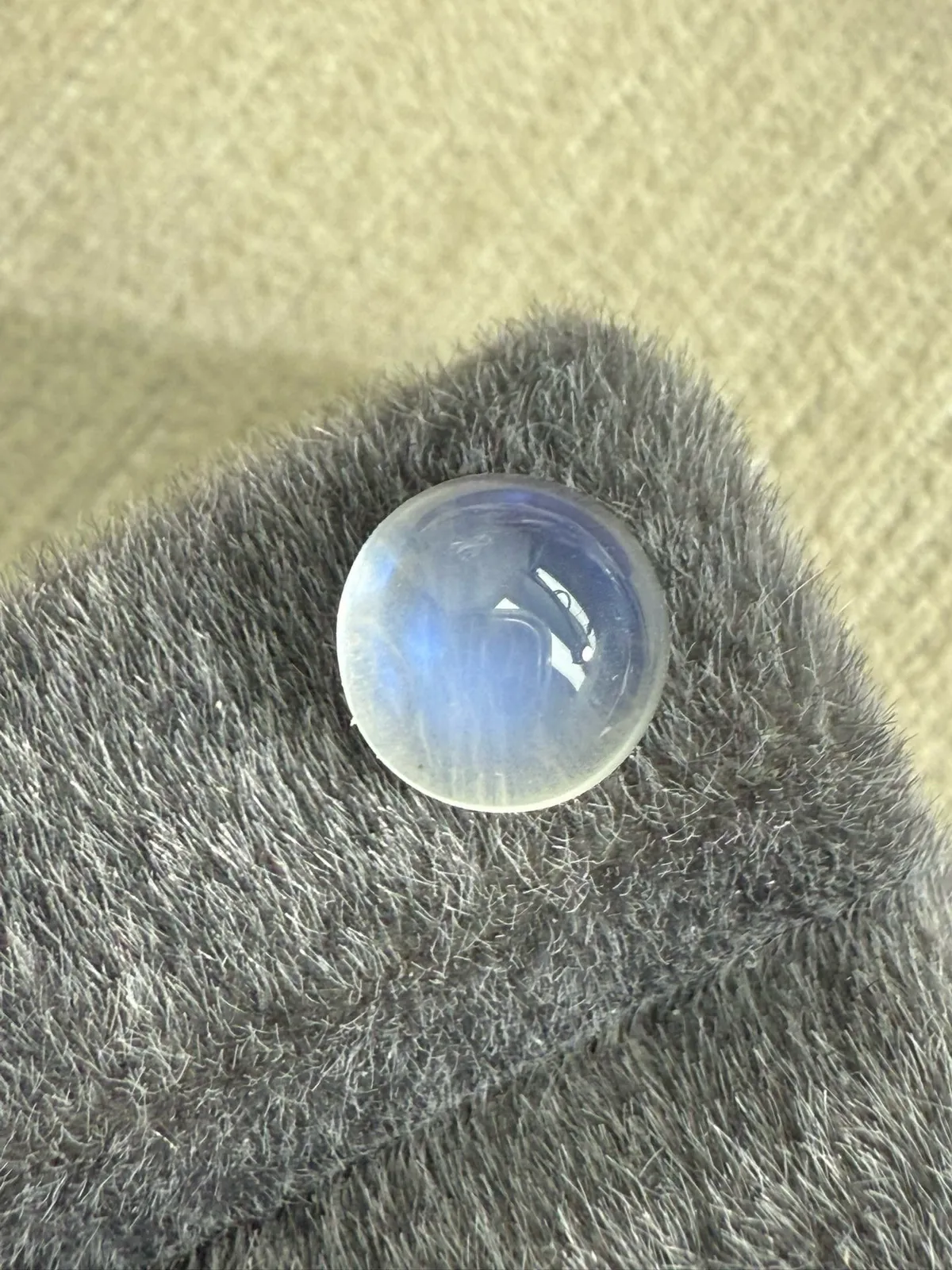 2.185ct 月光石正圆形裸石 浓郁满彩玻璃体 晶体全净 超美 很难得的品质 360度满火 7.7*7.7*4.6mm