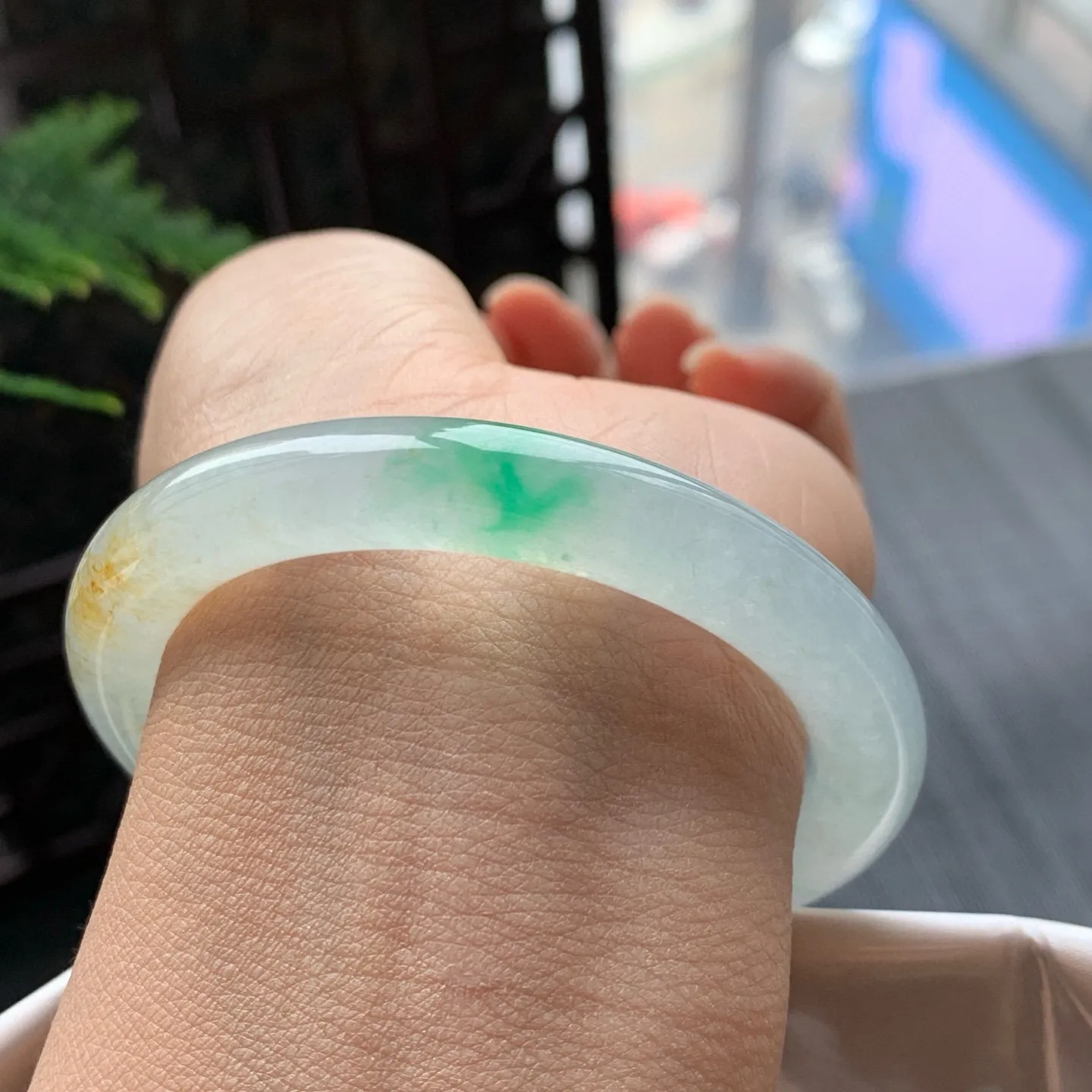圆条冰玻黄加绿 无瑕 尺寸:52.6/9 种色俱佳