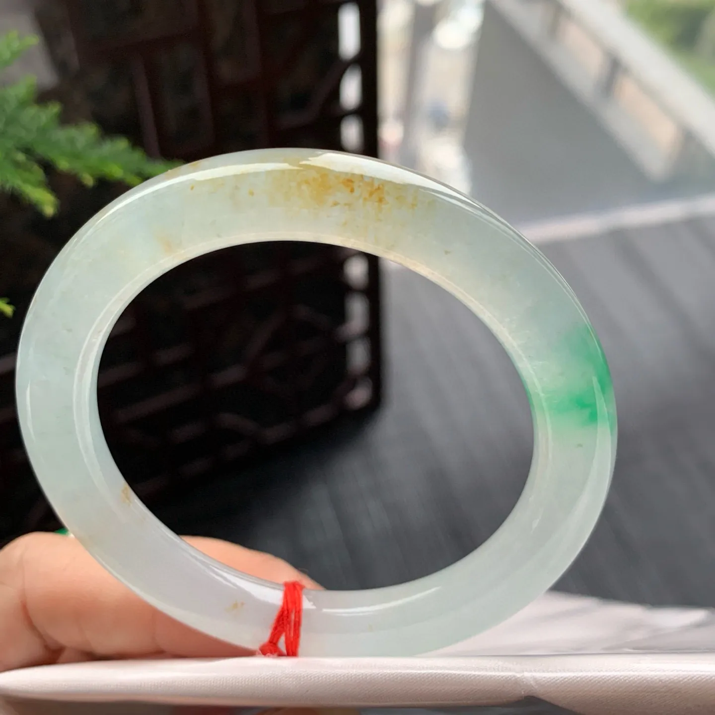 圆条冰玻黄加绿 无瑕 尺寸:52.6/9 种色俱佳