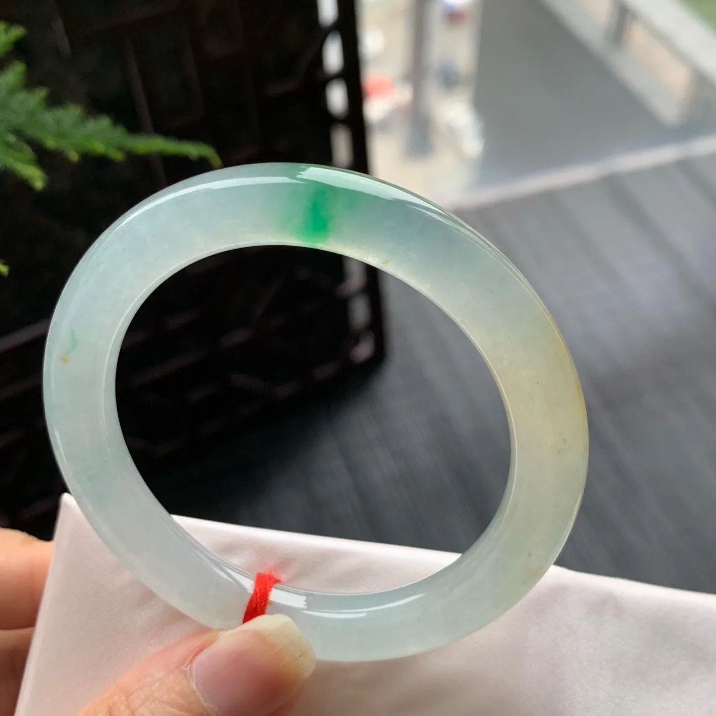 圆条冰玻黄加绿 无瑕 尺寸:52.6/9 种色俱佳