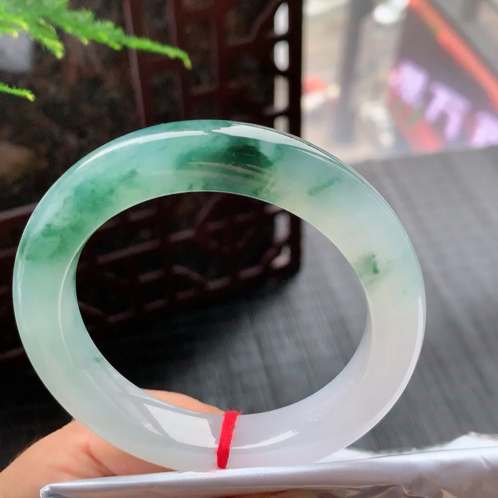 正圈高冰飘花 无瑕 尺寸:56.3/11.6 花美 胶感十足