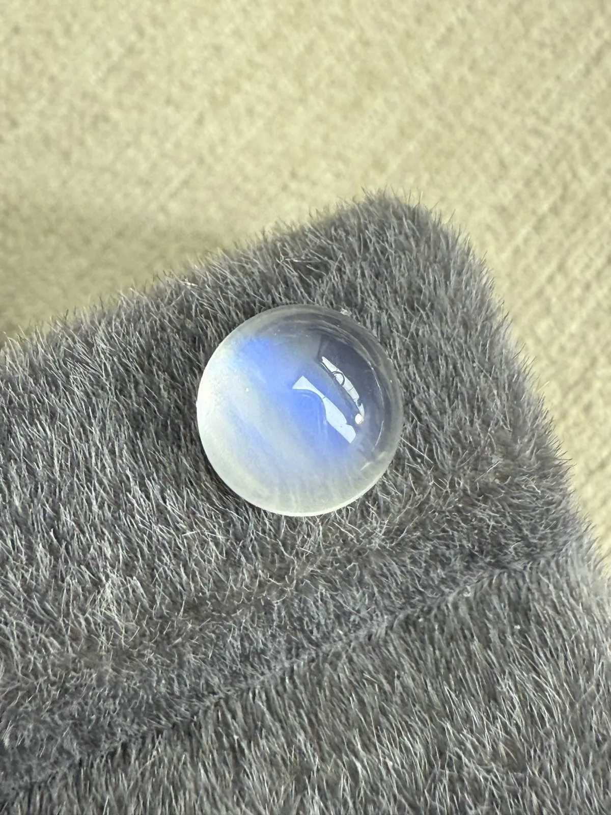 2.46ct 月光石正圆形裸石 浓郁满彩玻璃体 晶体全净 超美 很难得的品质 360度满火 8*8*