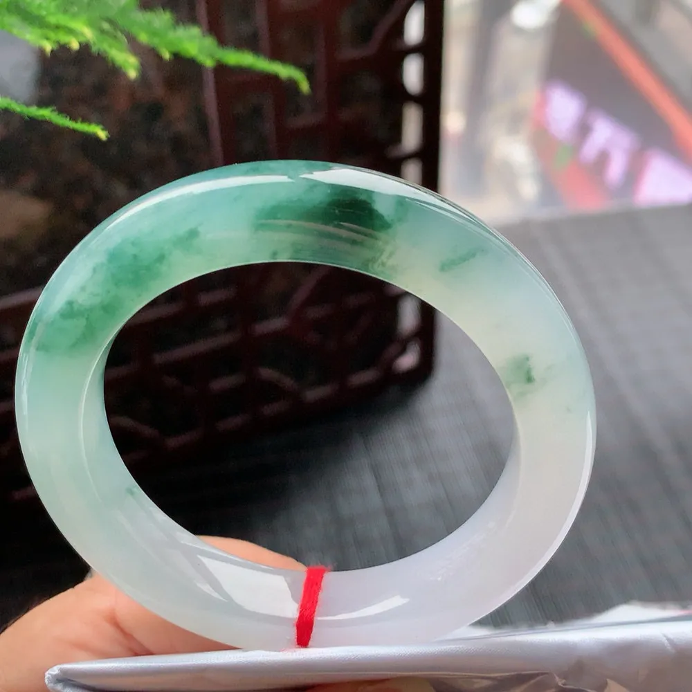 正圈高冰飘花 无瑕 尺寸:56.3/11.6 花美 胶感十足