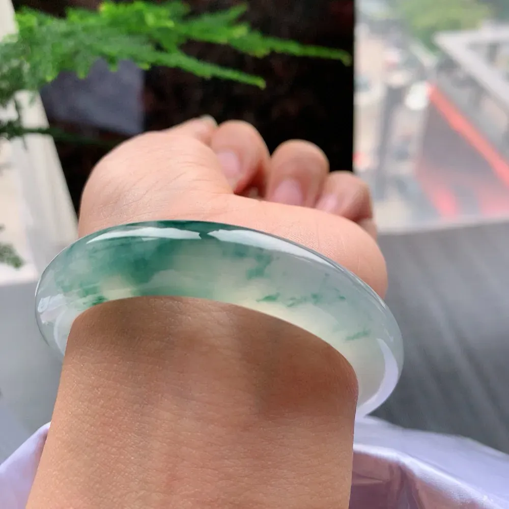 正圈冰玻飘花 无瑕 尺寸:51.8/11.9/8 花美 起荧光