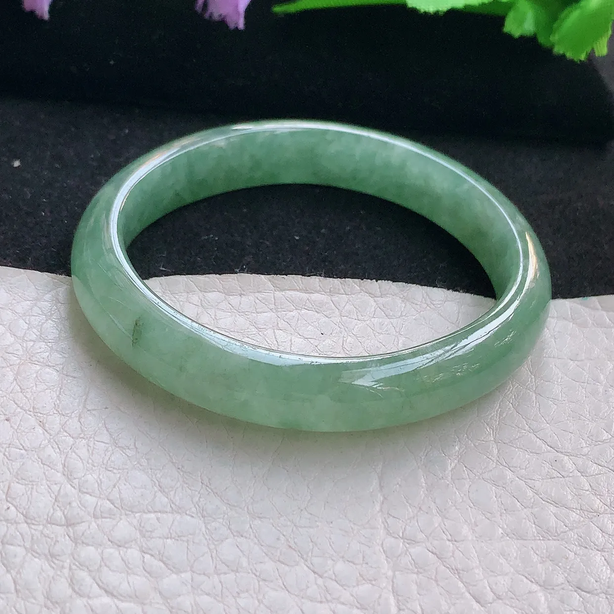 z小圈口52*45.8*9.6*6.5贵妃镯 天然缅甸翡翠满绿手镯椭圆玉镯子女款