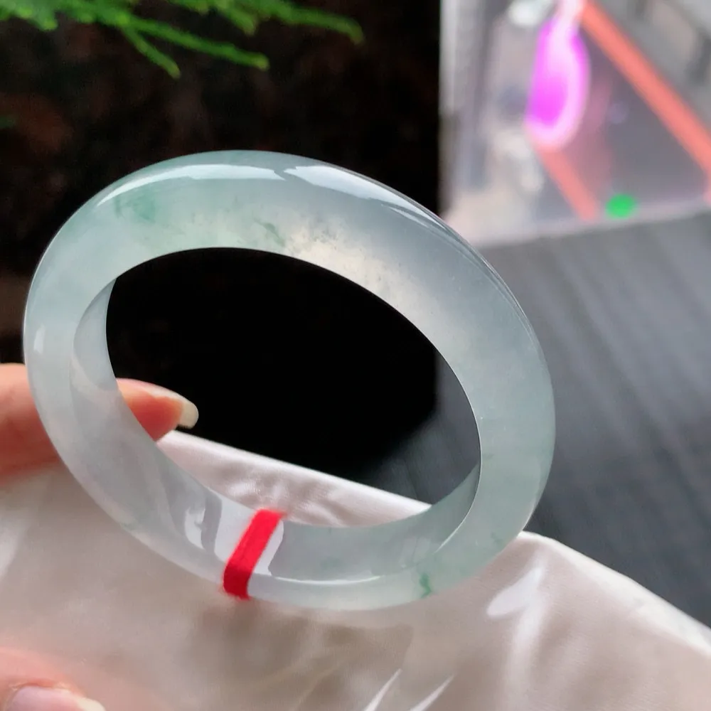 正圈冰玻飘花 无瑕 尺寸:52.5/12.3/8.4 花美 种水好️️