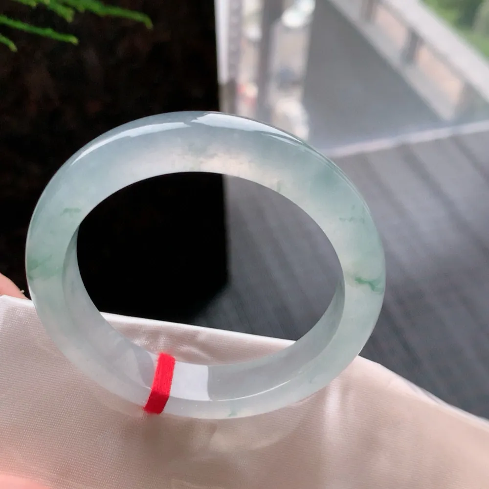 正圈冰玻飘花 无瑕 尺寸:52.5/12.3/8.4 花美 种水好️️