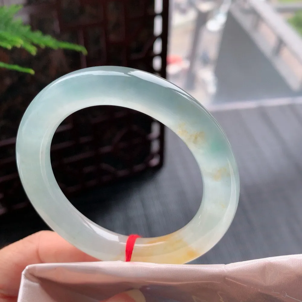 圆条冰玻黄翡 无瑕 尺寸:51.1/10.4 种色俱佳
