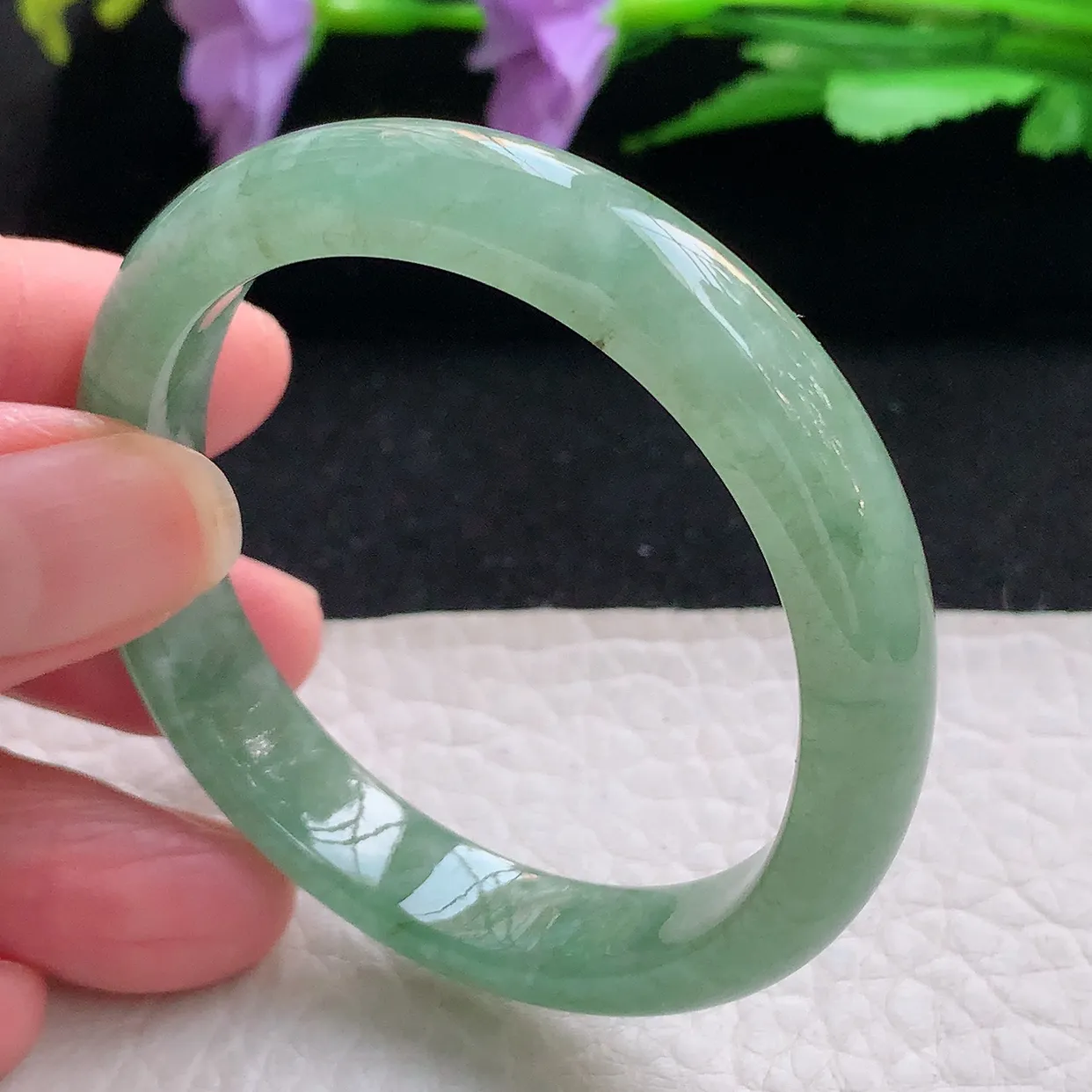 z小圈口52*45.8*9.6*6.5贵妃镯 天然缅甸翡翠满绿手镯椭圆玉镯子女款