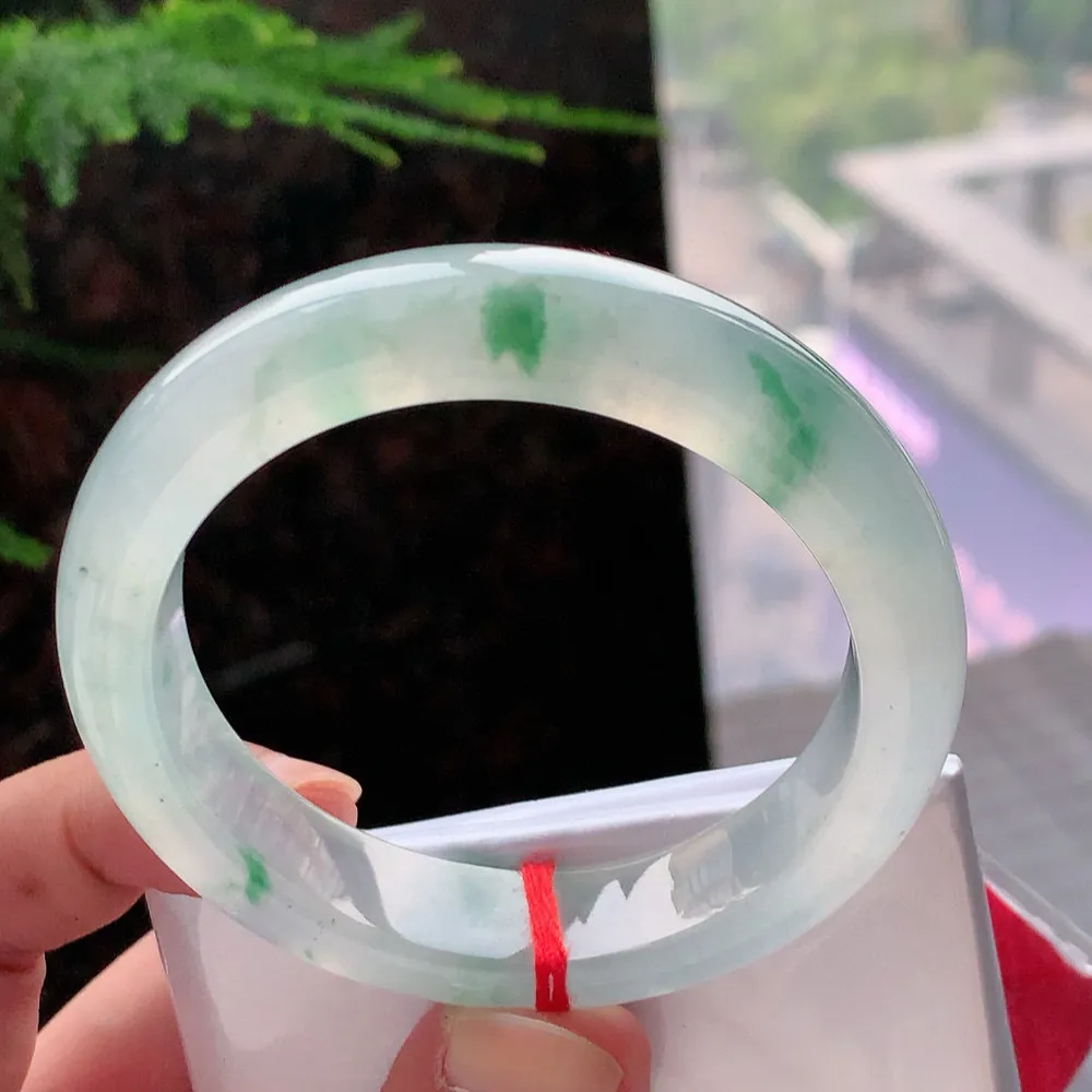 正圈高冰飘花 天然棉根 尺寸:53.6/12.6/8.3 花美 种水好🥰🥰
