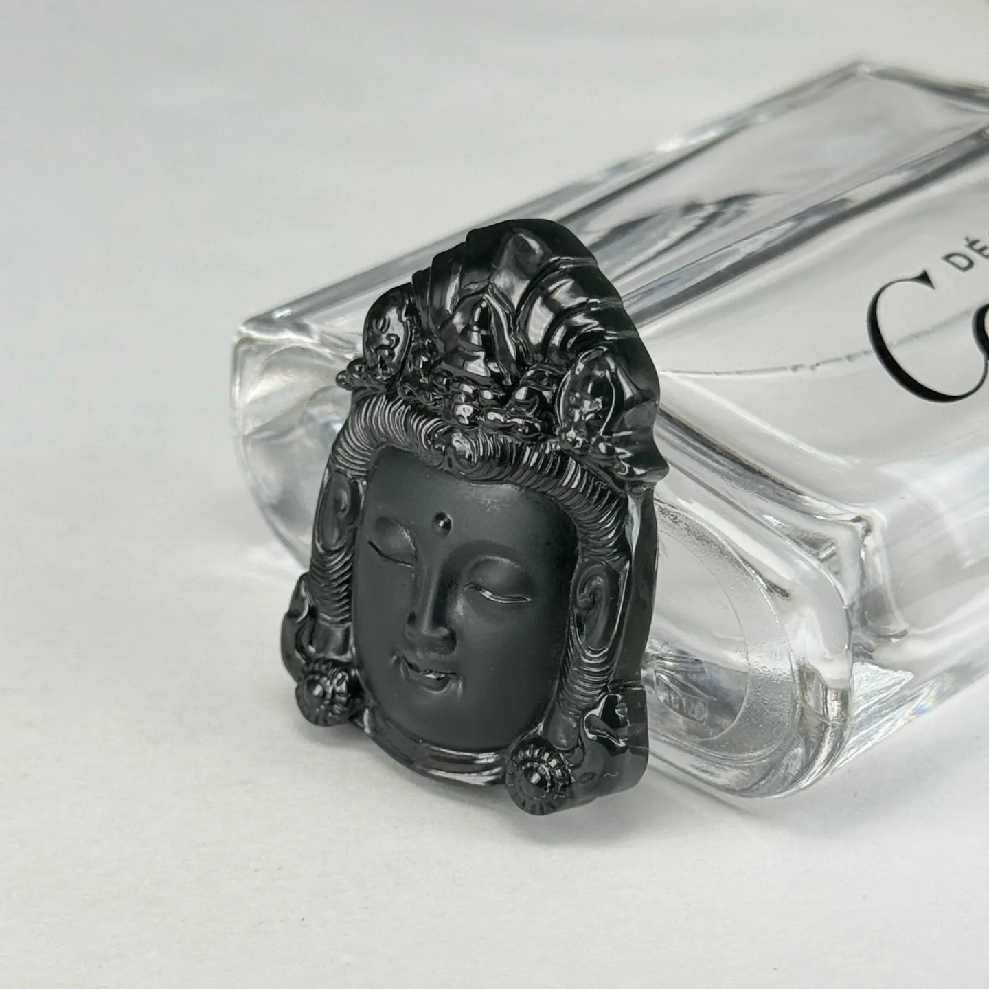 精品墨翠观音头 种好色正 黑度极好 打灯通透 油性十足 尺寸39.5