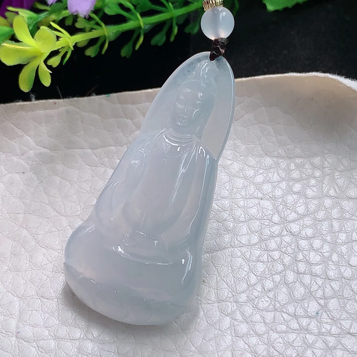 lz自然光52.5*26*5.6天然缅甸翡翠冰透素面观音 玉观音玉吊坠