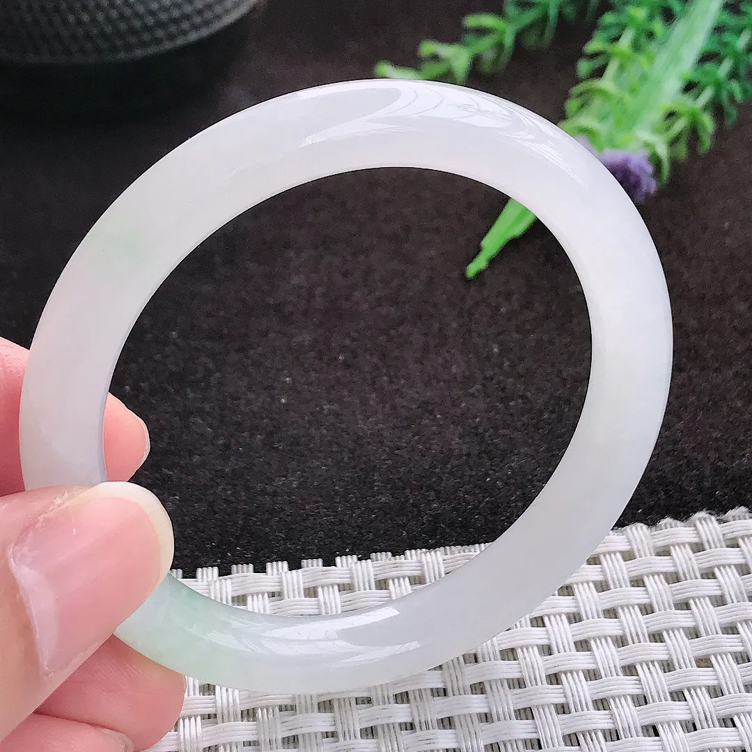 自然光51.5/8.5/8老坑冰胶果冻飘绿圆条手镯翡翠玉镯手环