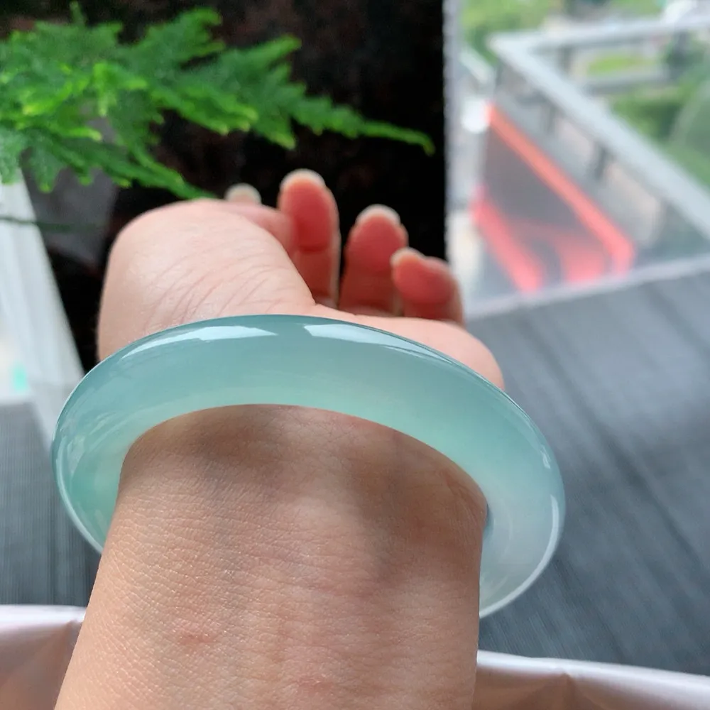 圆条高冰蓝水 无瑕 尺寸:55.4/10.6 种色俱佳️️