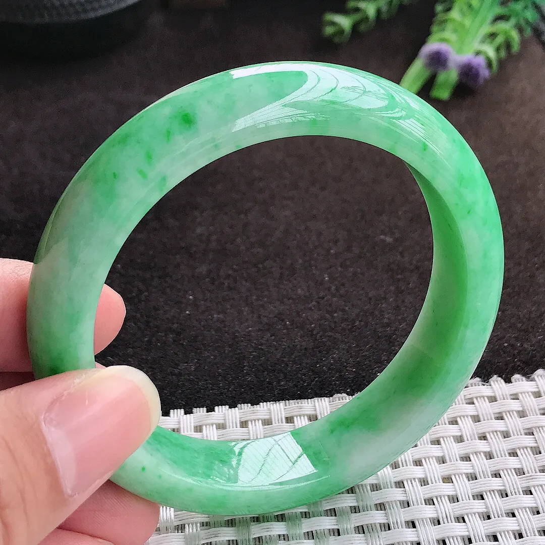 自然光57.5/13.7/8.6老坑精美温润满绿阳绿手镯宽边翡翠玉镯手环