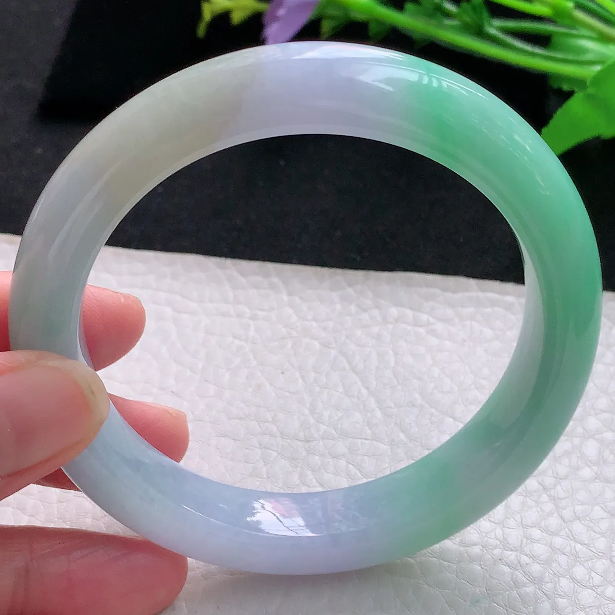 yh大圈口62.5*12.2*9.2平安镯 天然缅甸翡翠春带彩宽边珠宝玉手镯 玉手环