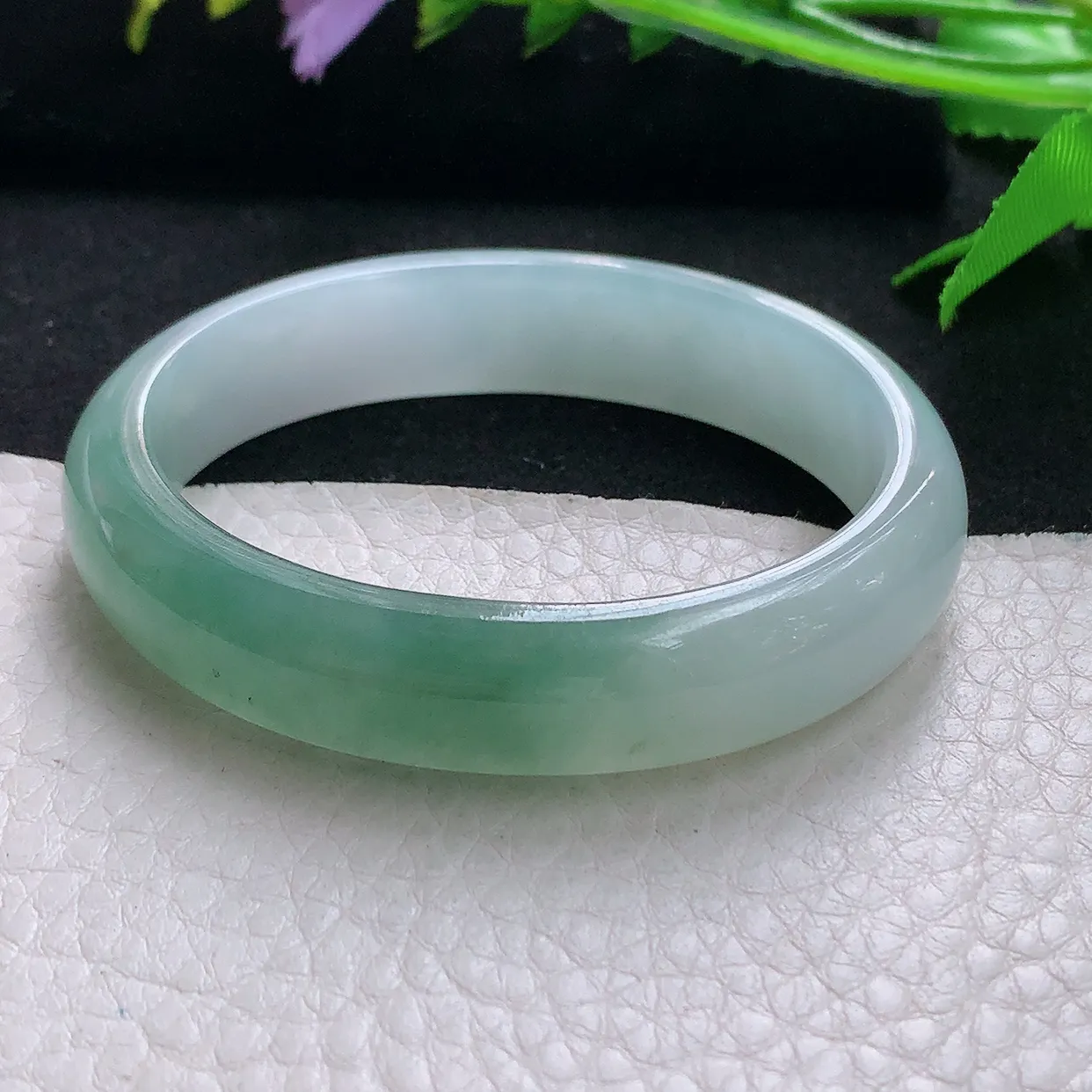 yh小圈口53.5*45.5*12.5*6.5贵妃镯 天然缅甸翡翠冰胶半山水宽边珠宝玉手镯