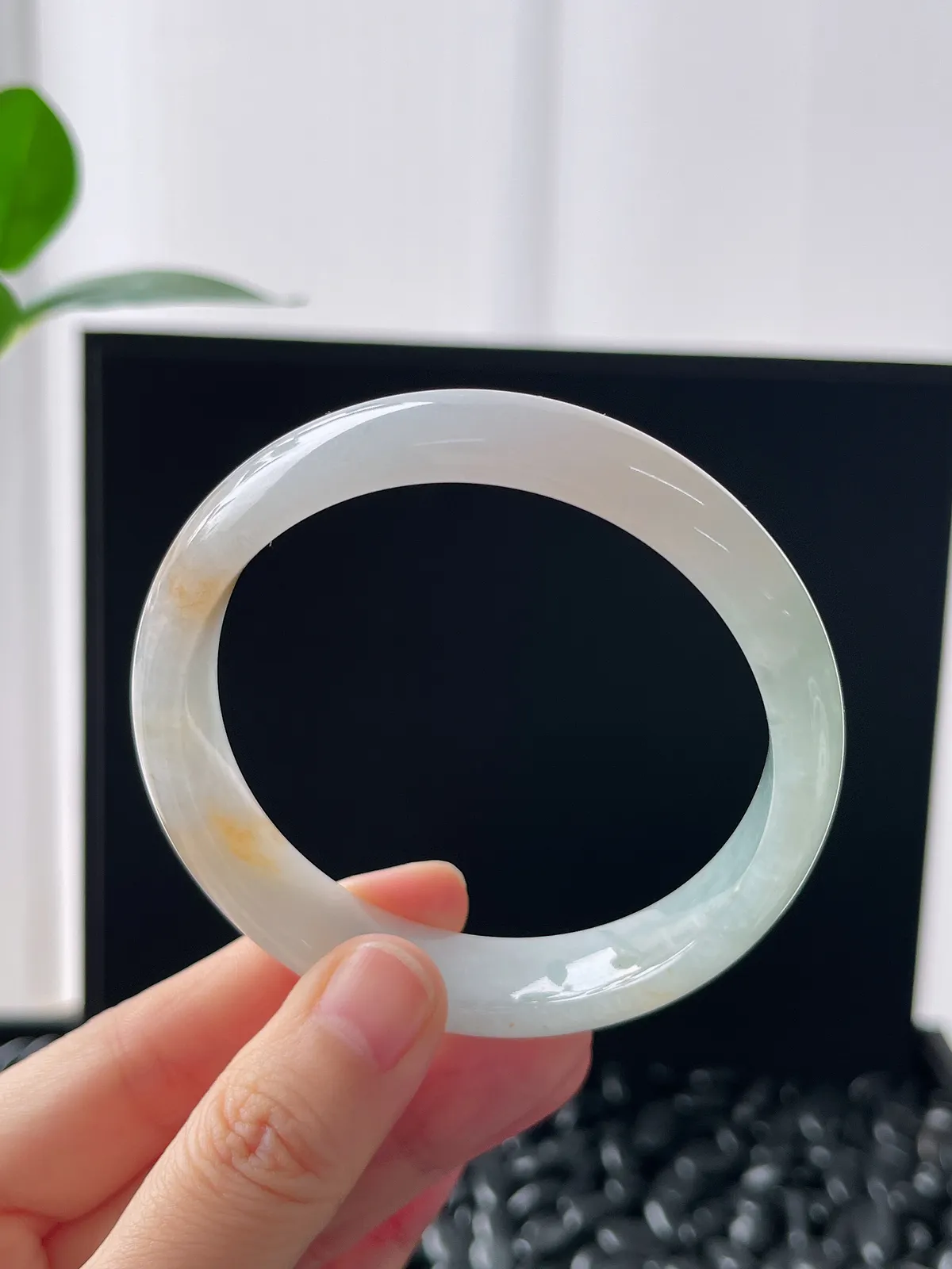 正圈58圈口，翡翠冰糯种黄加绿手镯