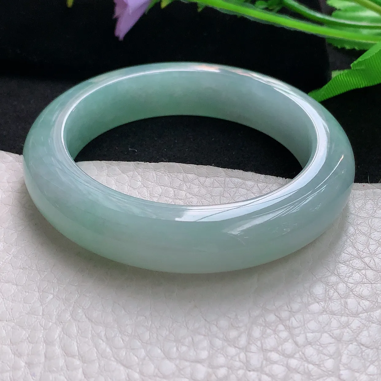 js自然光55.8*13.3*10.2平安镯 天然缅甸翡翠清新厚装正圈珠宝玉手镯