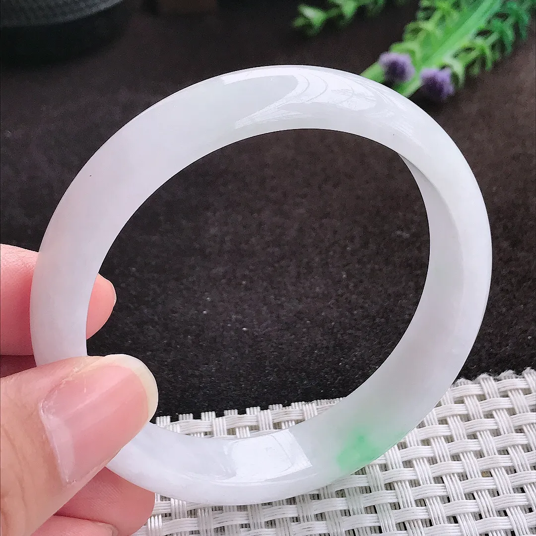 自然光58.5/13.5/7.2老坑冰润水灵飘绿手镯宽边翡翠玉镯手环