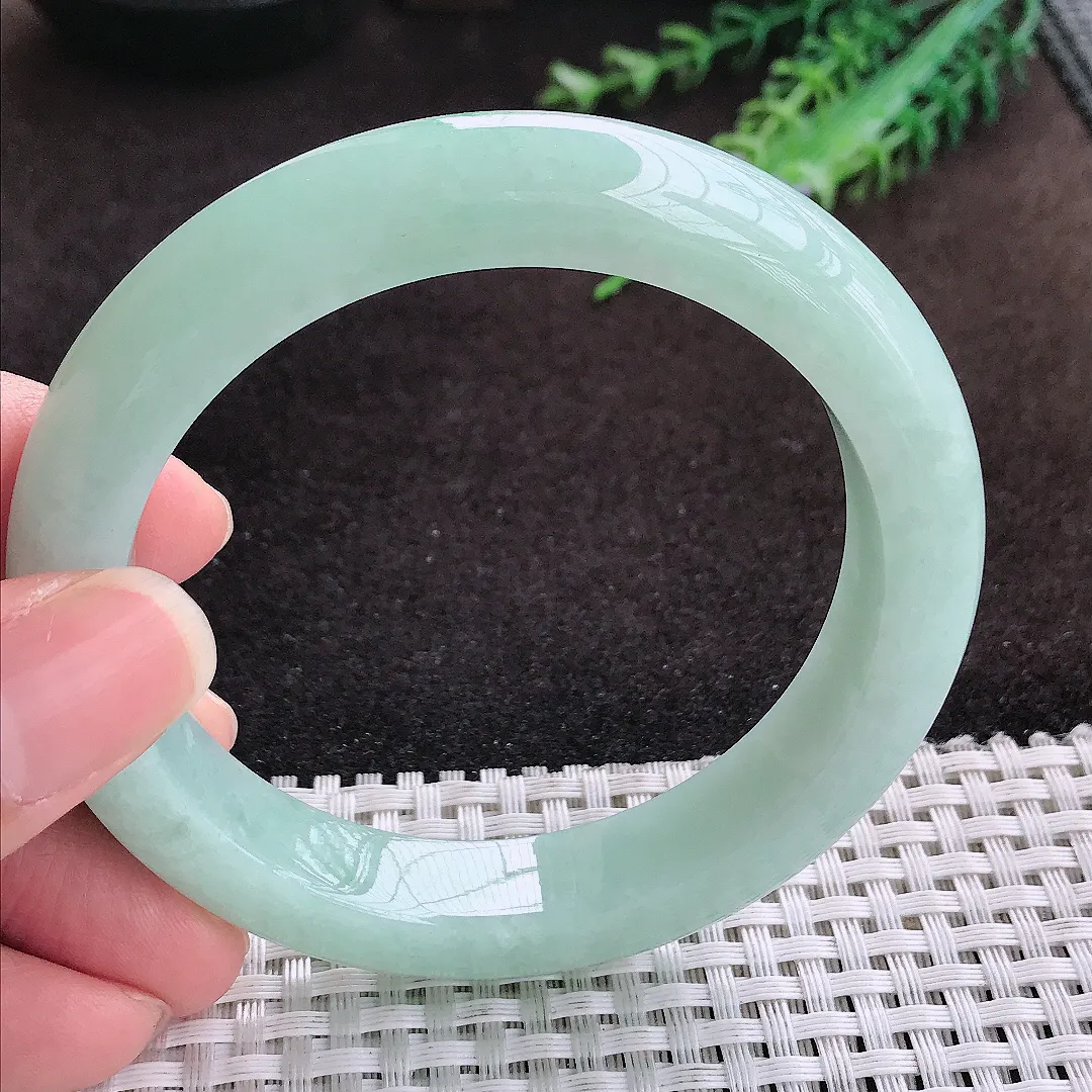 自然光58.5/12/9.3老坑冰润水灵冰晴绿手镯宽边翡翠玉镯手环