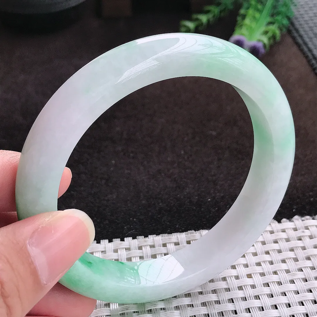 自然光62.5/12.5/9.3老坑精美冰润飘阳绿手镯大圈口翡翠玉镯手环