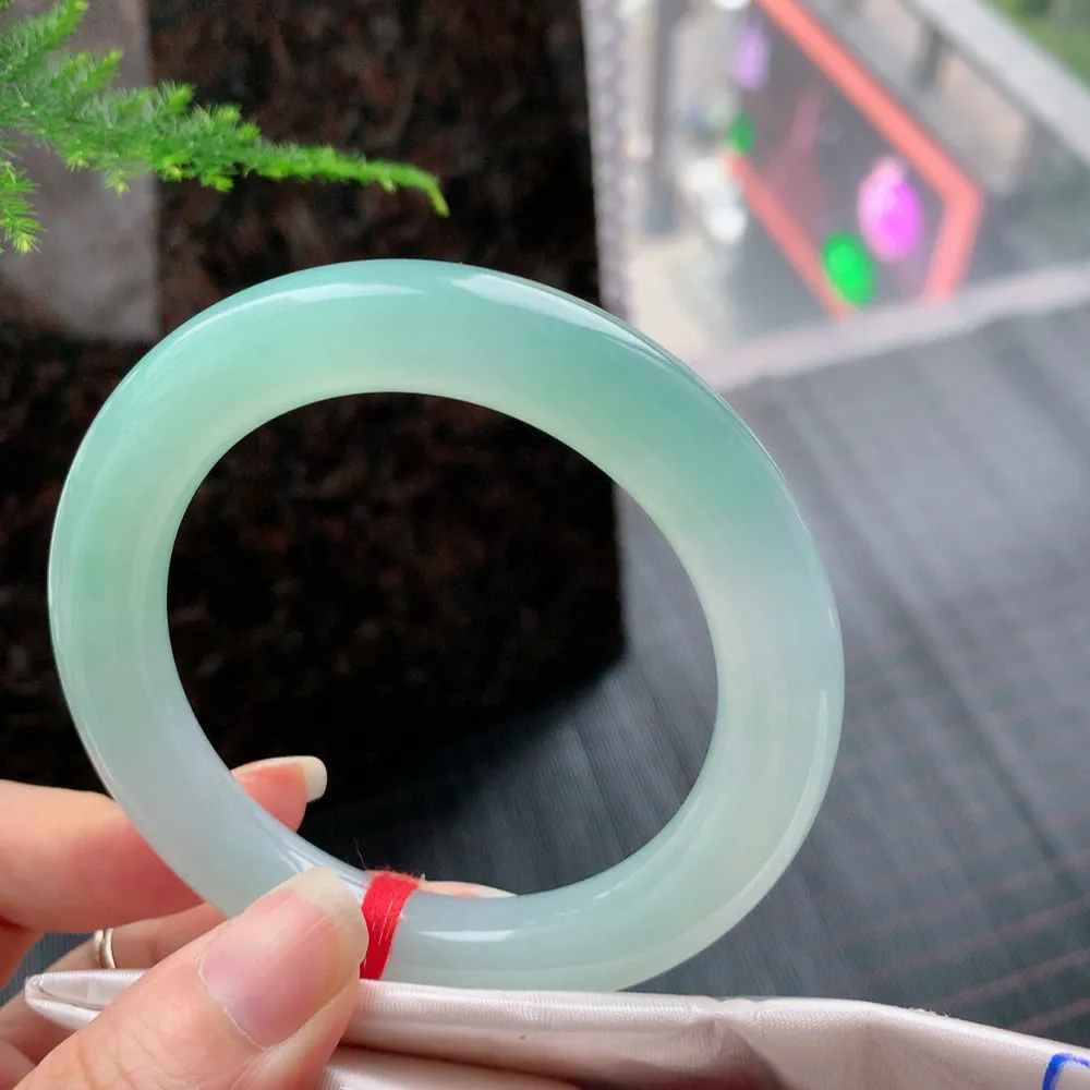 圆条高冰甜绿 无瑕 尺寸:55.1/10.8 种色兼备️️