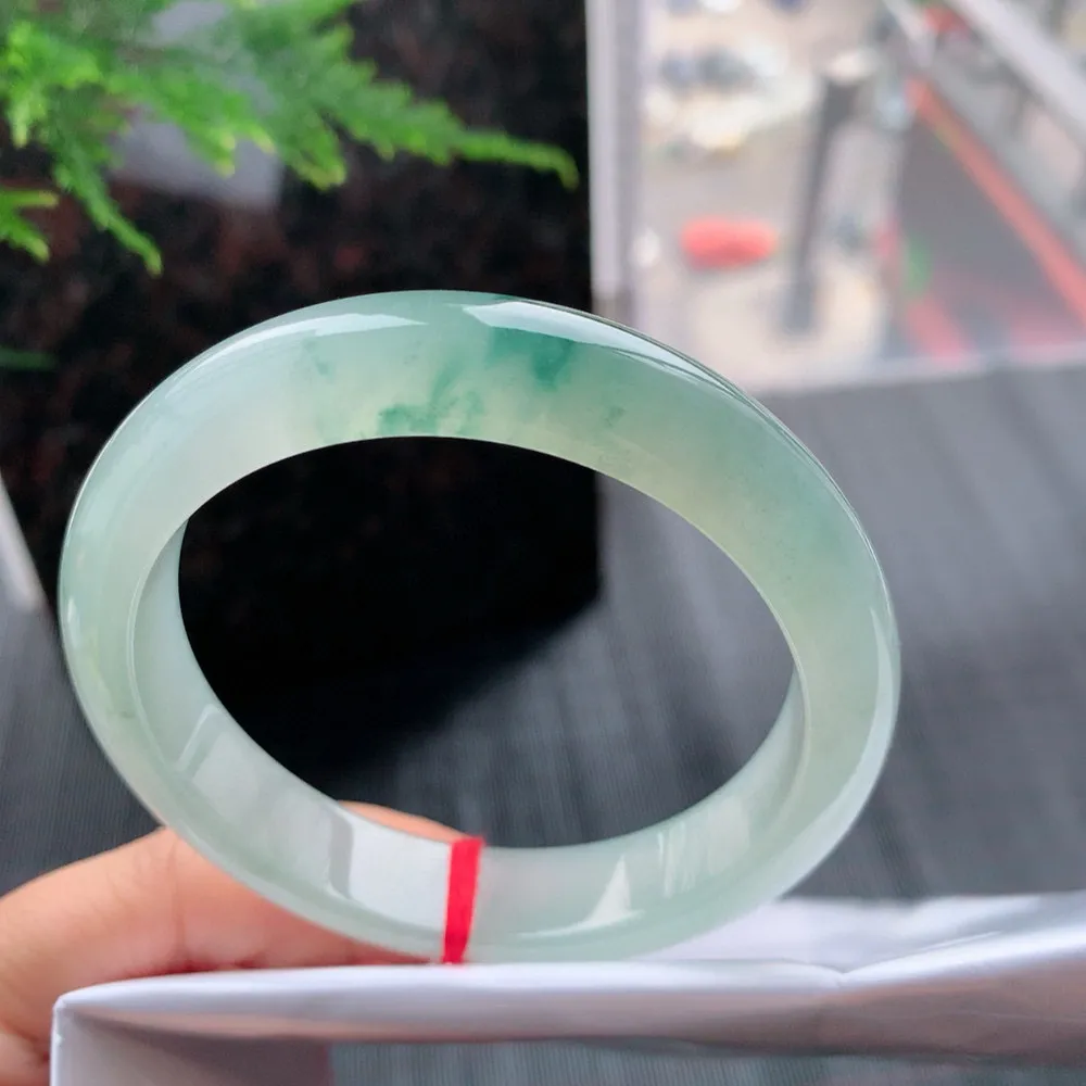 正圈冰玻飘花 无瑕 尺寸:58.1/12.8/8.5 花美 种水好️️