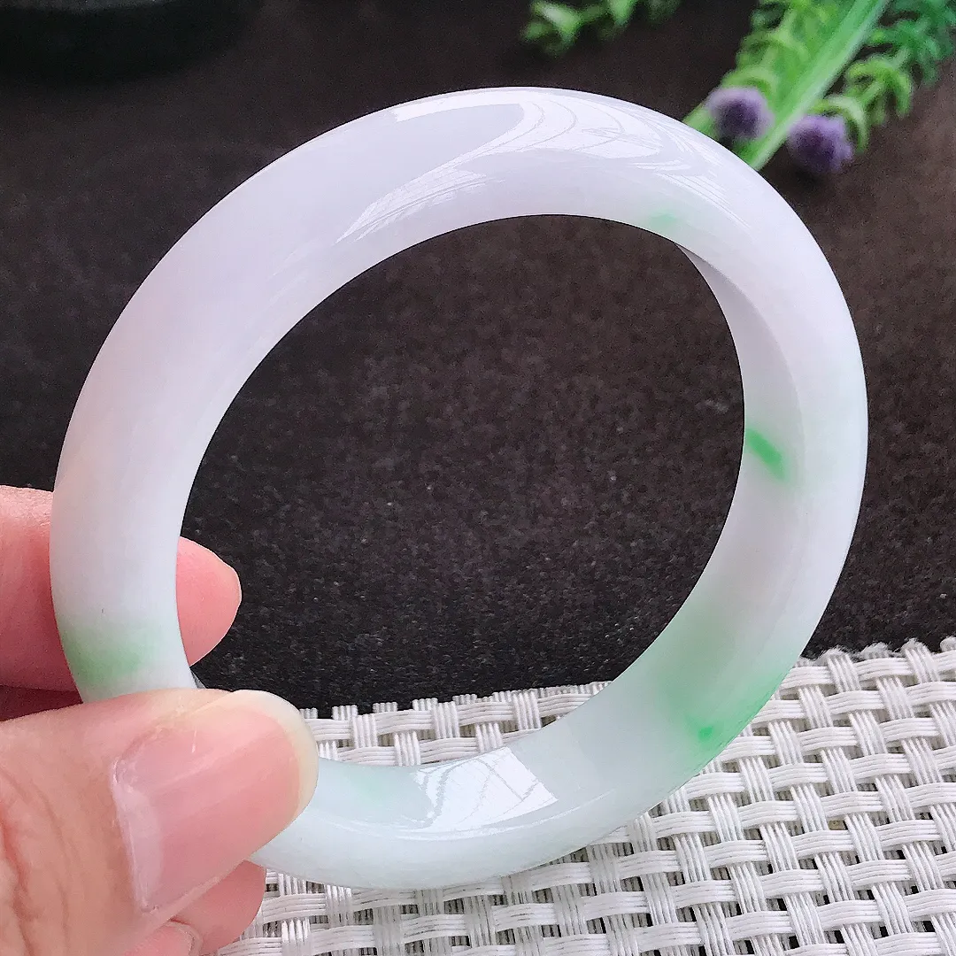 自然光55.8/12.5/8.7老坑精美温润飘阳绿手镯宽边翡翠玉镯手环